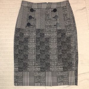 H & M houndstooth plaid pencil skirt